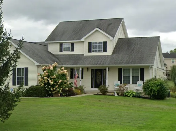 16 Stableford Place, Mechanicville, NY 12118