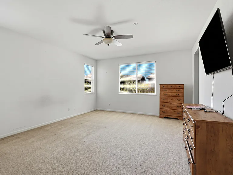 871 Larkspur Ln — Photo 22