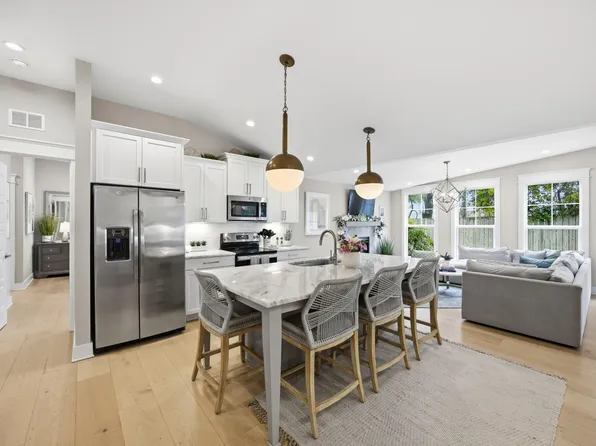 1173 Carter Ave, Mount Pleasant, SC 29464