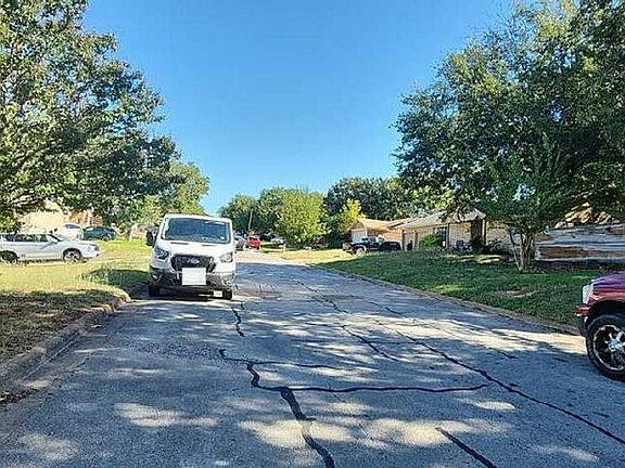 5th image of 244 Aquilla Dr
