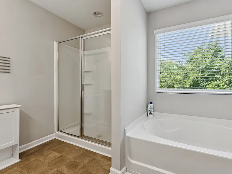 Master Bath with Tub