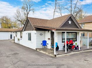 156 The Queensway St S, Georgina, ON