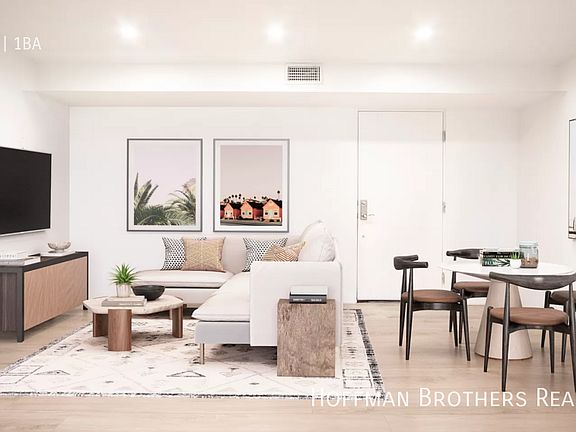 2nd image of 1568 Yosemite Dr APT 4