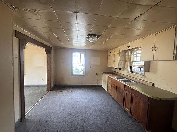 3rd image of 4321 16th STREET