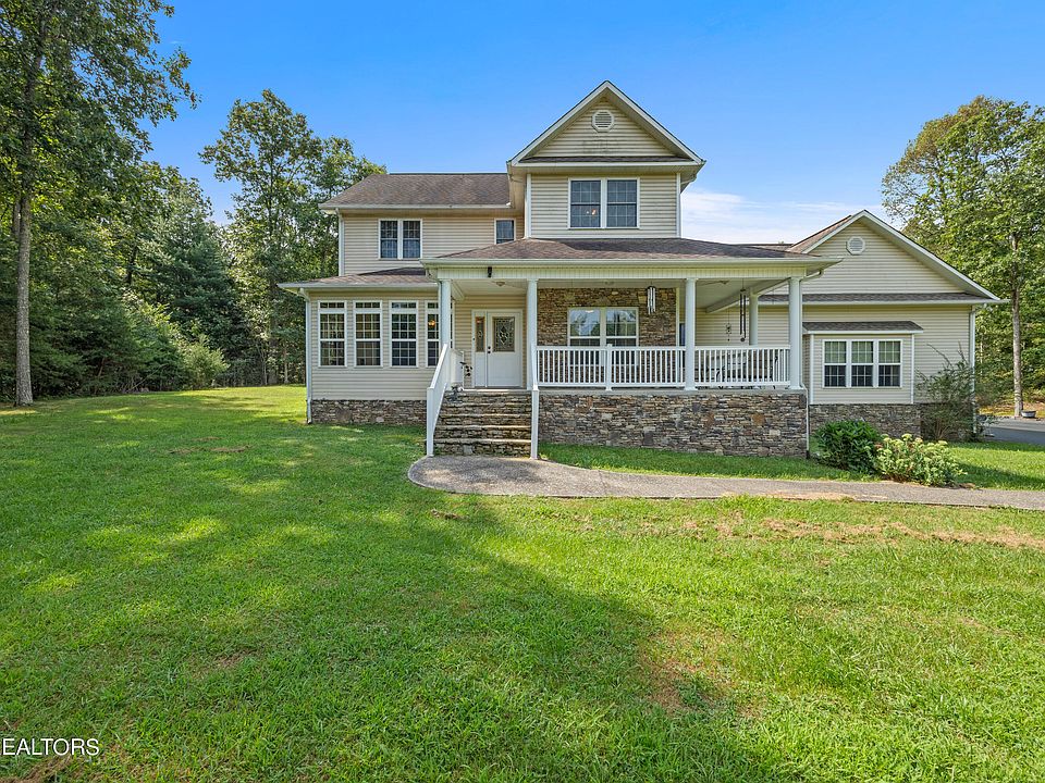1st image of 31 Basses Creek Ln
