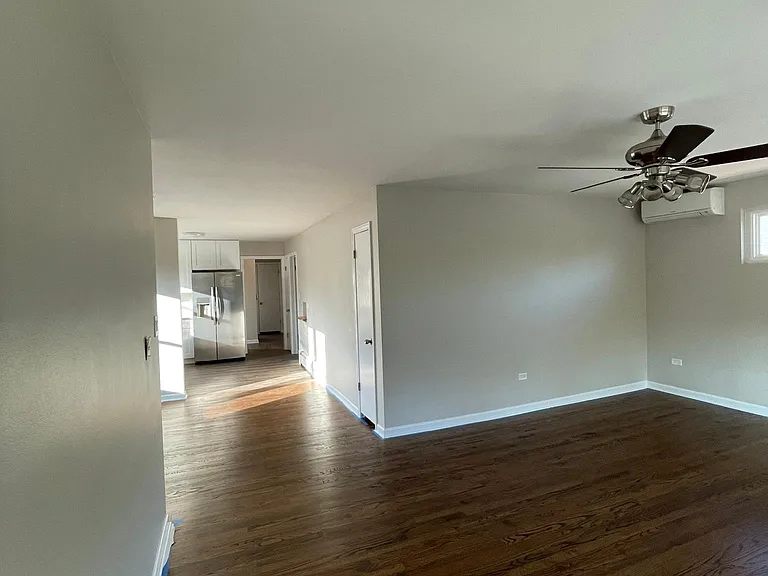 907 N Northwest Hwy #2 — Photo 4