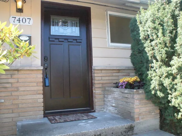 7407 45th Ave NE, Seattle, WA 98115