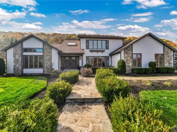 9811 Deer Creek Rd, Portville, NY 14770