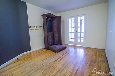 Rented by City Connections Realty