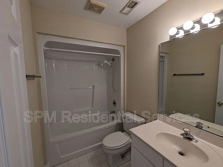 233 Racine Dr #18 — Photo 17