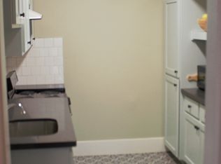 1727 T St APT A, Sacramento, CA 95811