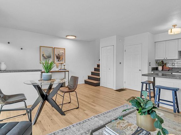 5th image of 2808 Eaton St