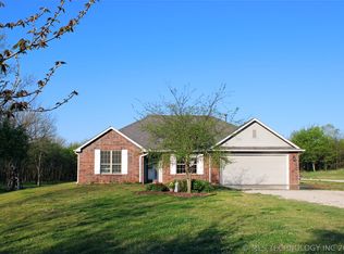 14902 E 370th Rd, Claremore, OK 74017
