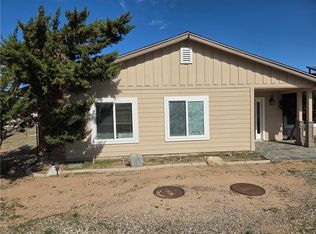 18245 Lancaster Rd, Lancaster, CA 93536