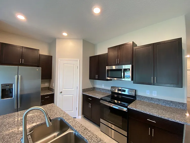 12257 SE 100th Ave — Photo 13