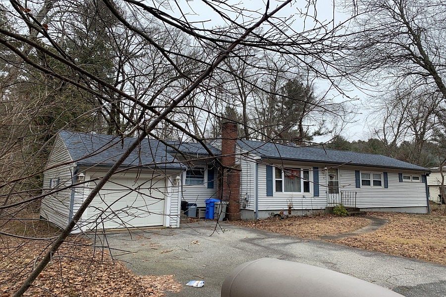 34 Maple St, Holliston, MA 01746 Zillow