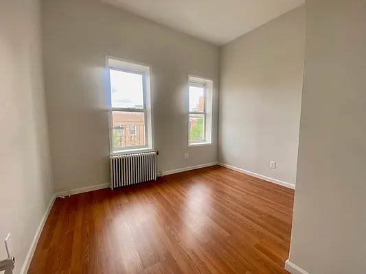 Rented by Zjama Realty Corp | media 8