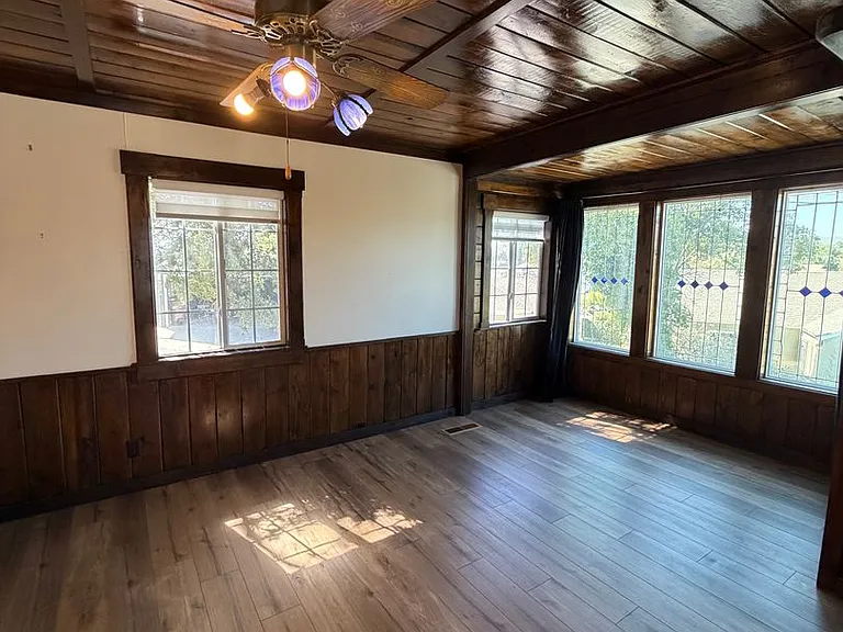 2329 Scenic Ave — Photo 6