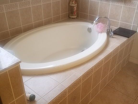 3rd image of 2403 Tahoe Dr