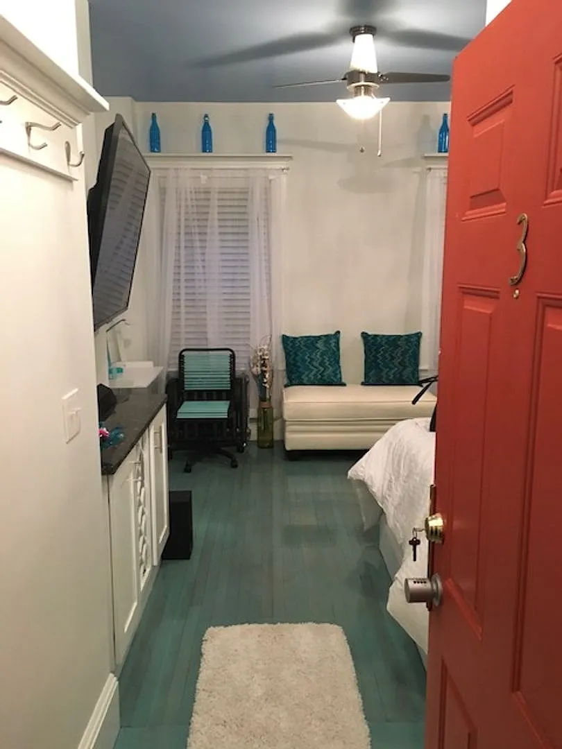 Updated Studio/1 BA — Photo 1