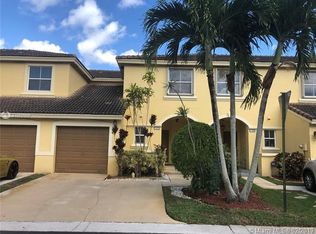 141 SW 168th Ter, Pembroke Pines, FL 33027