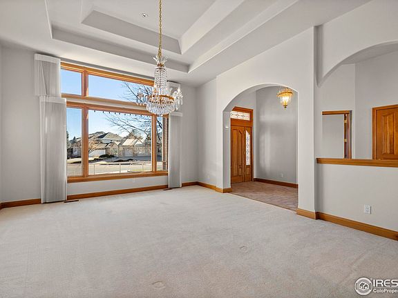 5th image of 835 Rossum Dr