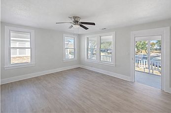3rd image of 2007 Palmetto Ave
