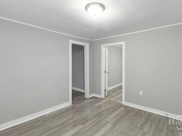 1224 E Bolton St — Photo 9