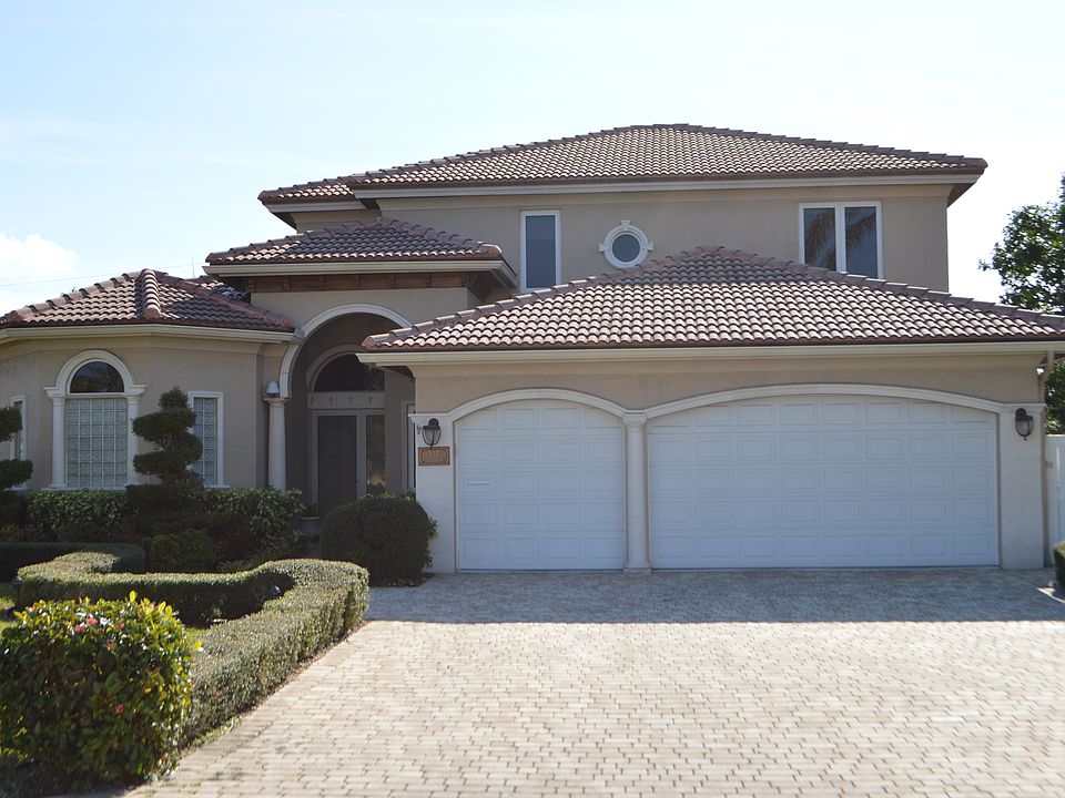 1st image of 232 Oceanic Ave