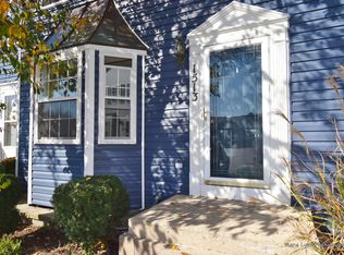 1513 Delaware Ct, Geneva, IL 60134