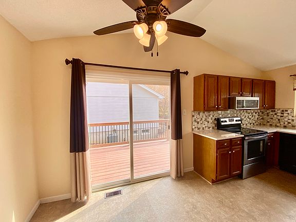 4th image of 430 Brightfield Trl