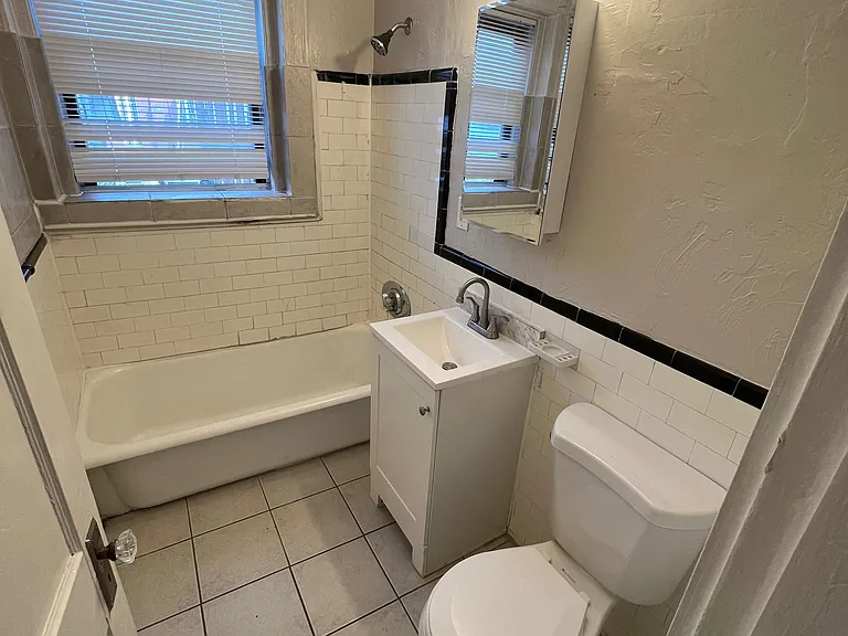 15 Huss Ct #205 — Photo 3