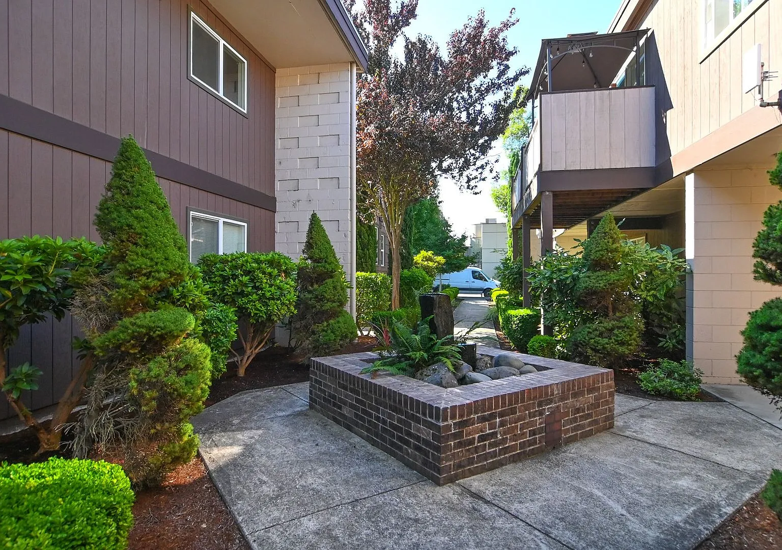 Royal Terrace — Photo 3