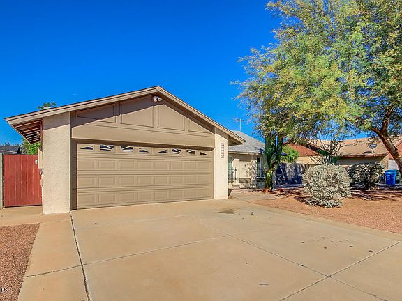 5th image of 16422 N 30th Dr