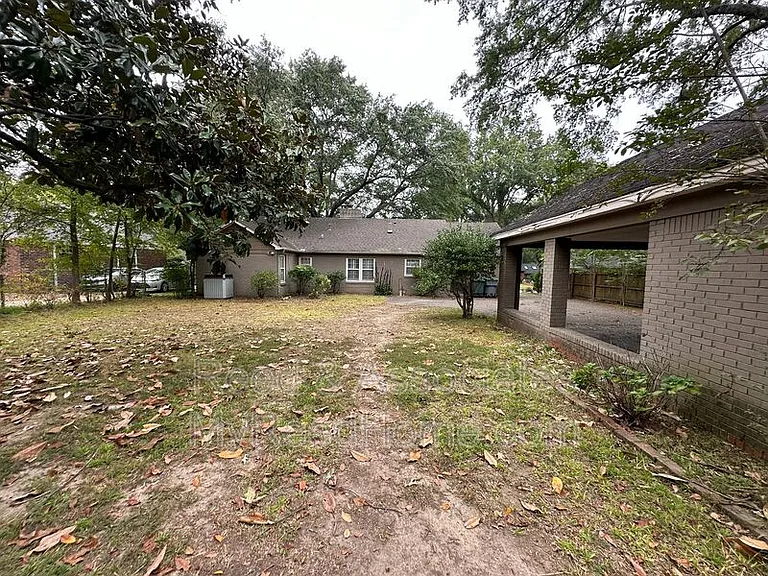 4297 Sequoia Ave — Photo 10