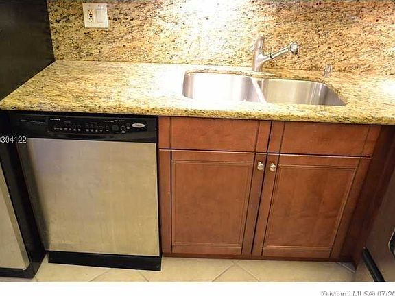2nd image of 495 SE 8th St APT 139