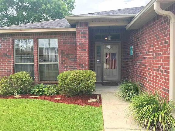 2nd image of 120 Millet Cir