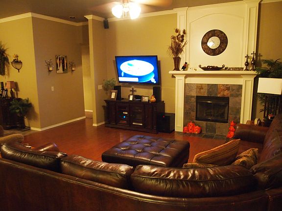 Very large open living room
