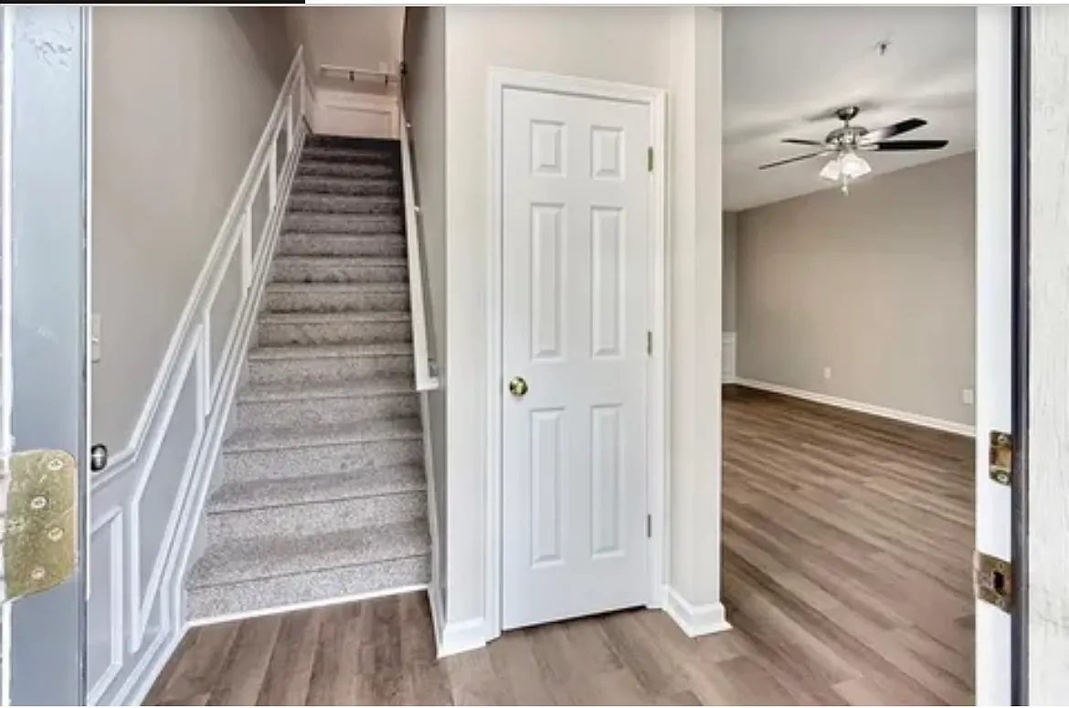 Building Photo - 137 Riverstone Commons Cir #137