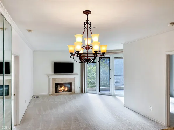 2233 Martin APT 302, Irvine, CA 92612