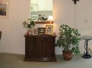 2961 Twin Ridge Dr, Saint Charles, MO 63301