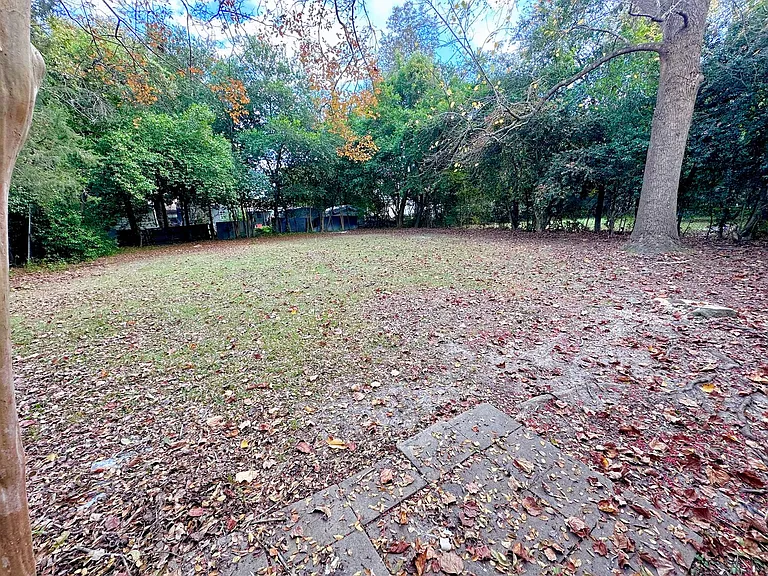 108 Smith Pl — Photo 13