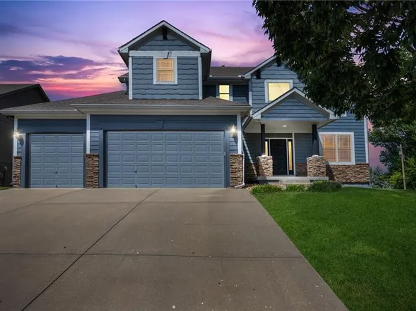 2900 SE Smith Dr, Lees Summit, MO 64063