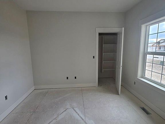 4th image of 1639 Sandbar St