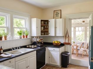 1008 George St, Lake Geneva, WI 53147