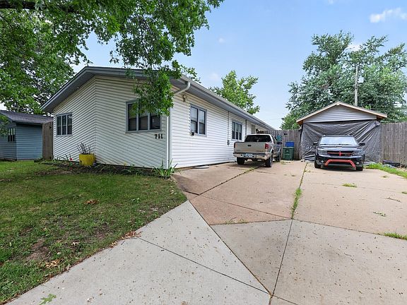 5th image of 6711 SW Windsong Dr