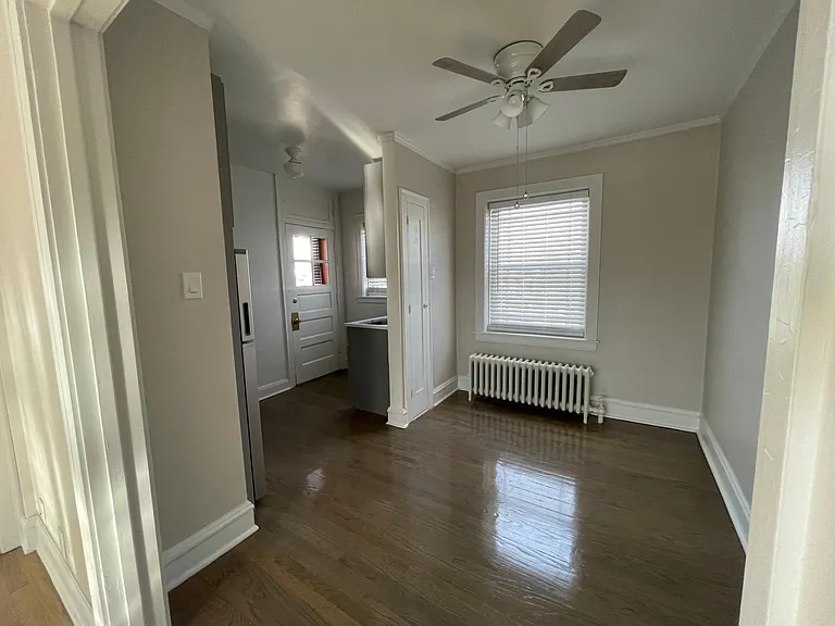 2510 W Thorndale Ave #2 — Photo 3