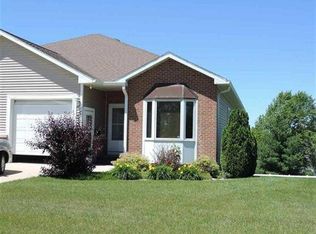 740 E Fayette St, Denver, IA 50622