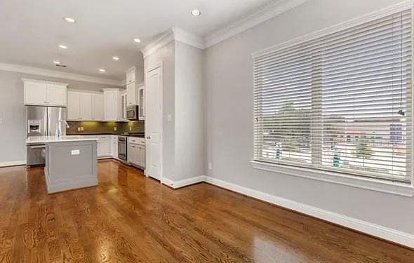 805 W 23rd St #B — Photo 7