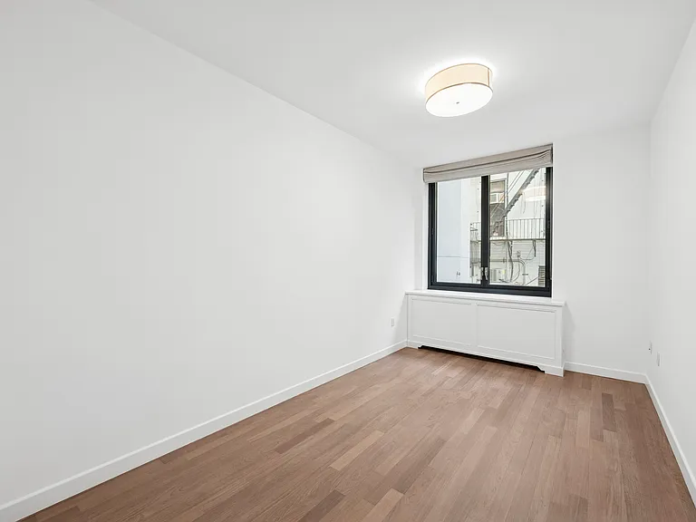 50 W 15th St #2D — Photo 14